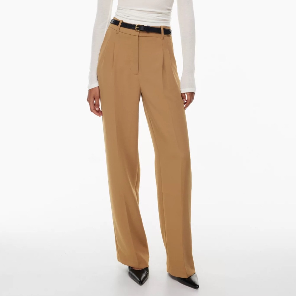 Aritzia The Effortless Pant